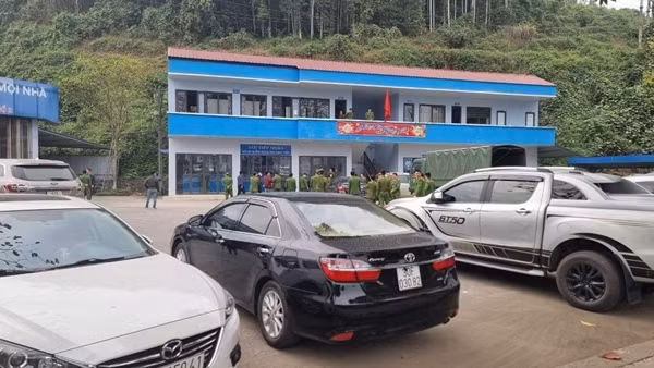 Tạm giữ Phó Giám đốc Trung tâm đăng kiểm xe cơ giới 2401D Lào Cai