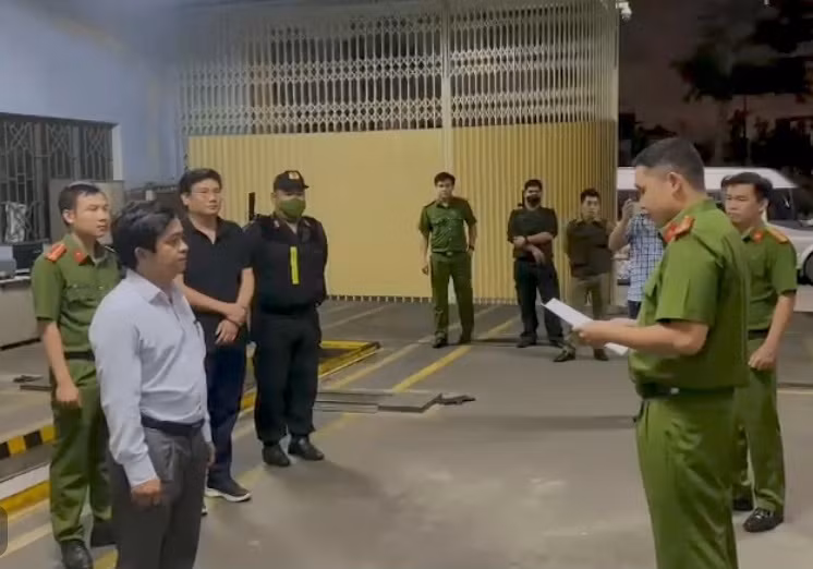 Bắt giám Giám đốc Trung tâm đăng kiểm Đà Nẵng cùng 2 bị can về tội nhận hối lộ -0