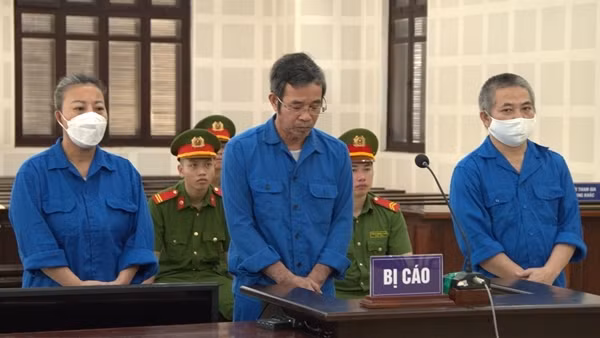 Đề nghị khởi tố các đồng phạm liên quan vụ biến đất nhà nước thành đất... khai hoang