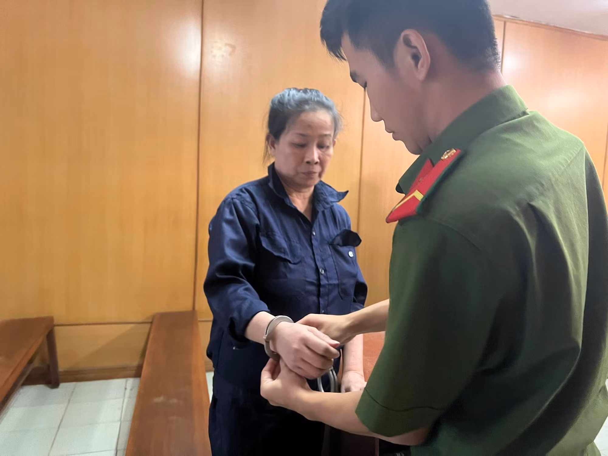 Giả vợ chồng chủ nhà để thế chấp vay tiền, chiếm đoạt hàng tỷ đồng -0