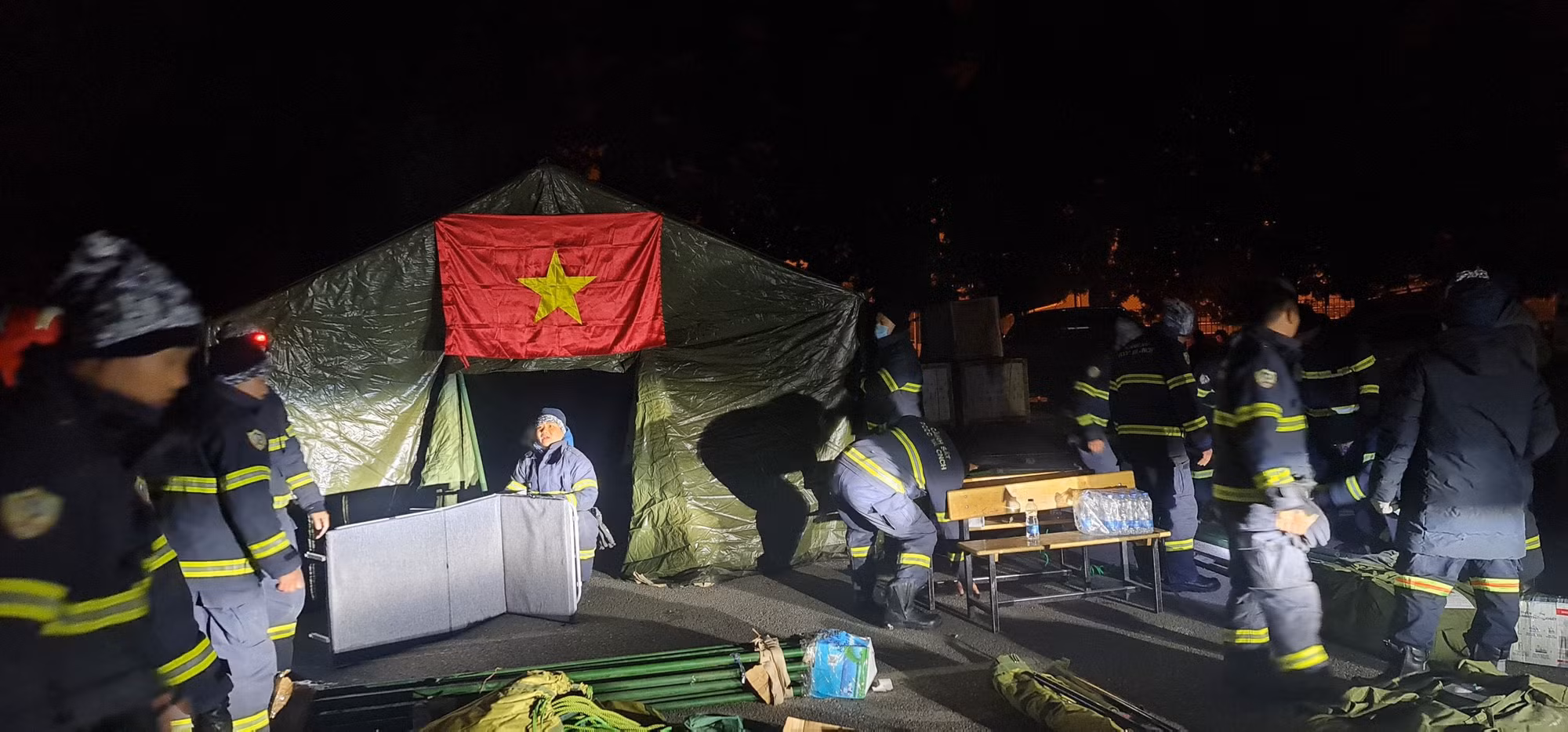 Đoàn công tác cứu nạn quốc tế Bộ Công an Việt Nam bắt đầu phương án tìm kiếm người bị nạn tại Thổ Nhĩ Kỳ -1