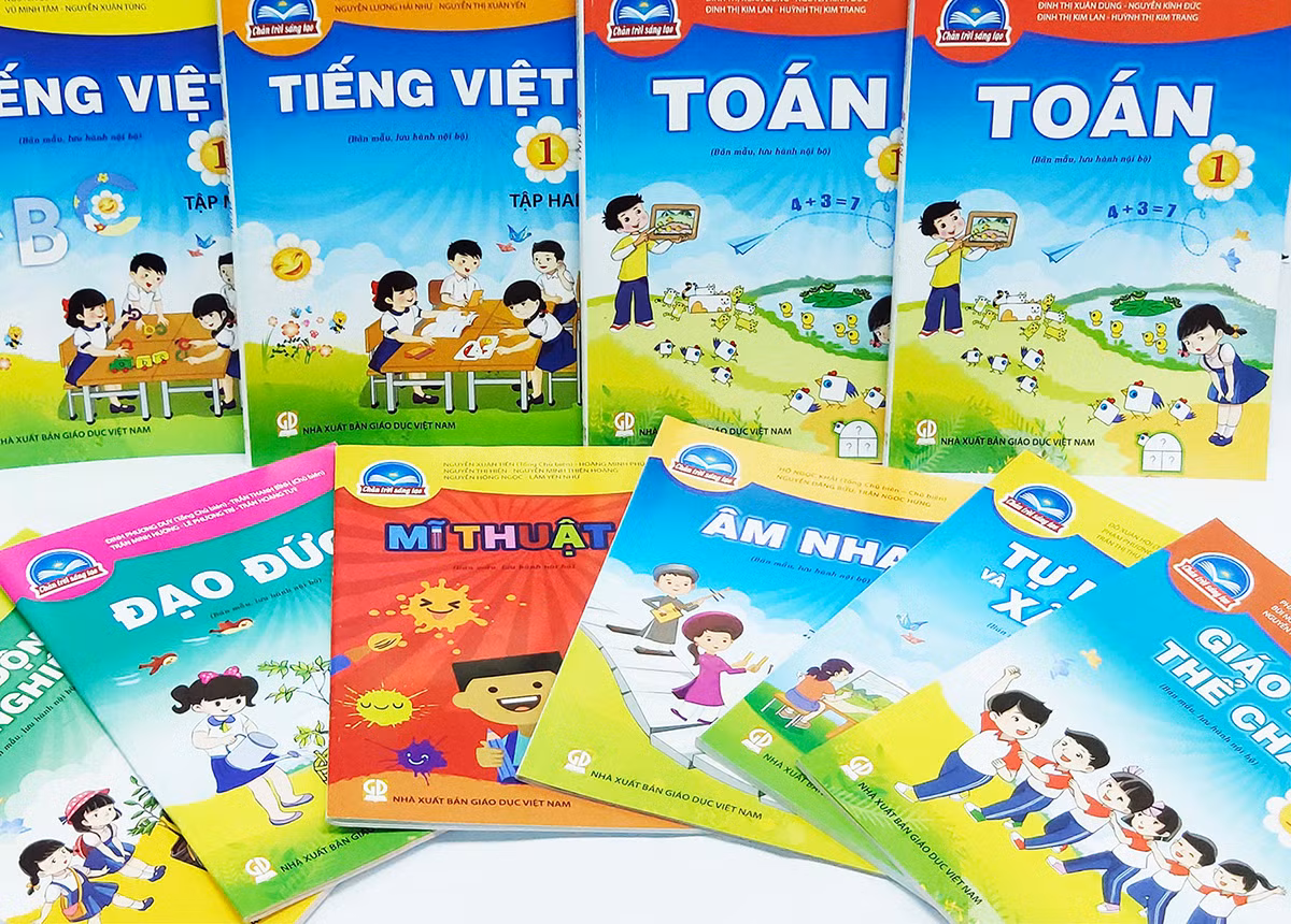 Bộ Giáo dục và Đào tạo phản hồi ý kiến cử tri về sách giáo khoa -0