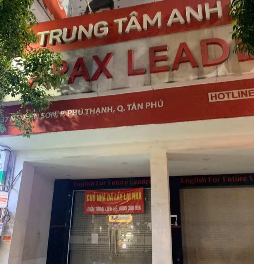 Phụ huynh làm đơn gửi cơ quan Công an thưa Công ty cổ phần Anh ngữ Apax -0