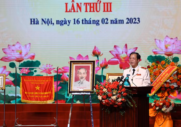 Tiếp tục phát huy truyền thống của một đơn vị Anh hùng -0