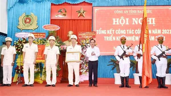 Xứng đáng lá cờ đầu phong trào thi đua “Vì an ninh Tổ quốc”