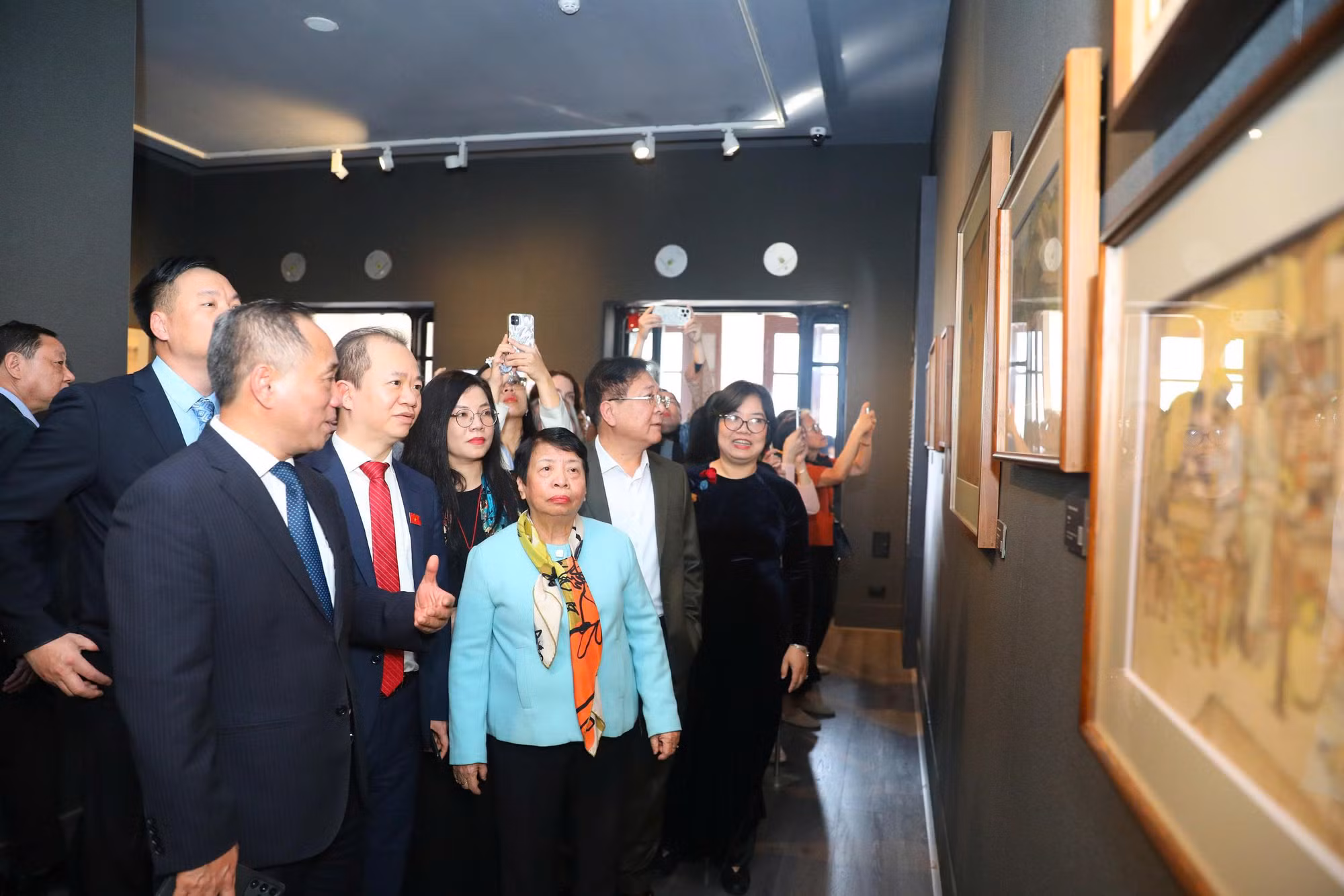 Triển lãm đặc biệt tôn vinh danh hoạ, liệt sĩ Tô Ngọc Vân -0