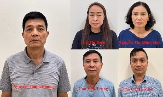 Truy tố hai cựu Cục trưởng Cục An toàn thực phẩm, Bộ Y tế và 53 bị can khác trong vụ án đưa và nhận hối lộ hơn 107 tỷ đồng -0