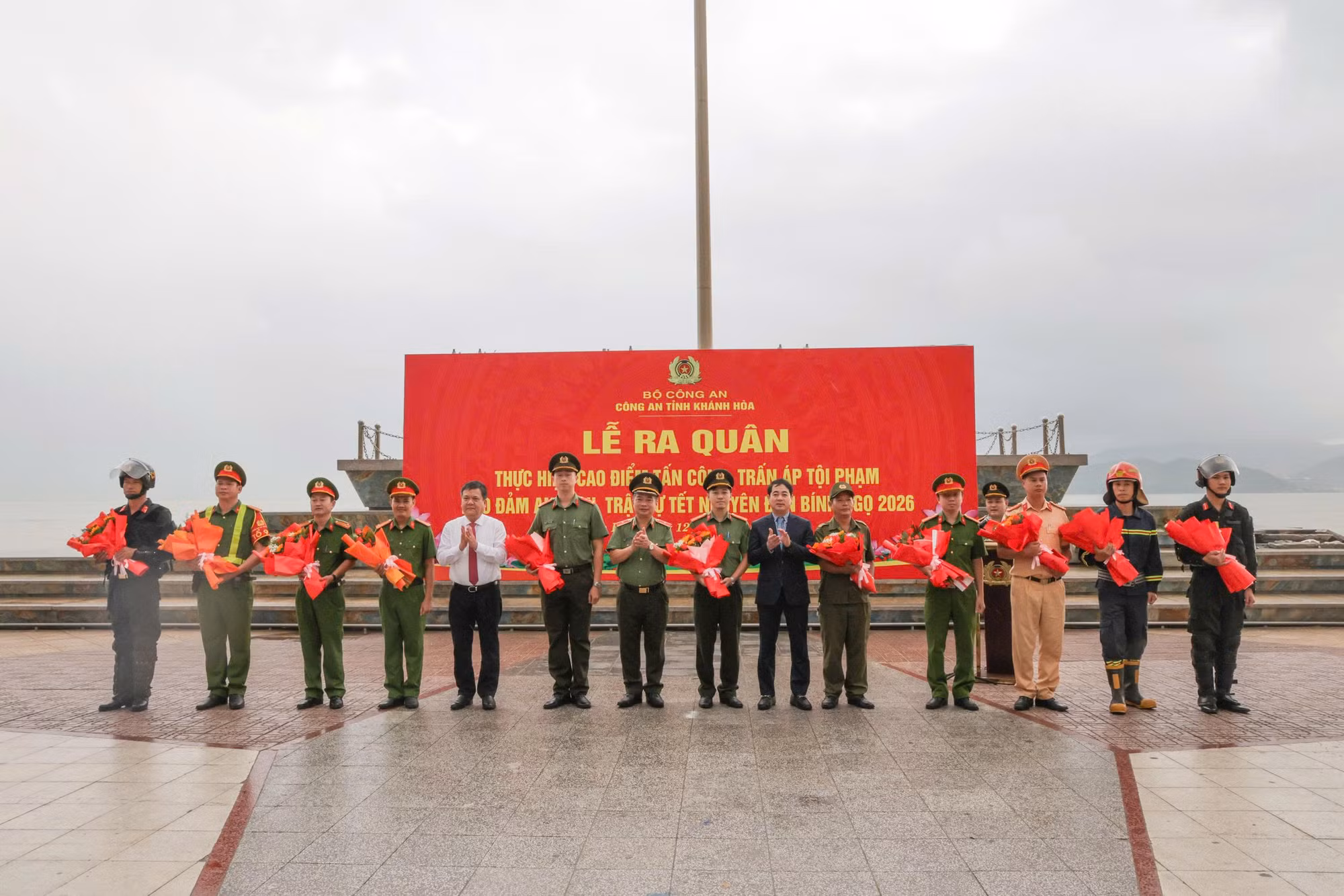 Công an Khánh Hòa ra quân cao điểm tấn công, trấn áp tội phạm, đảm bảo ANTT Tết Nguyên đán Bính Ngọ 2026 -0