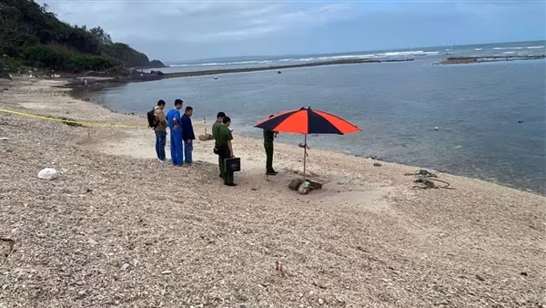 Phát hiện thi thể trôi dạt vào bờ biển Gành Cả