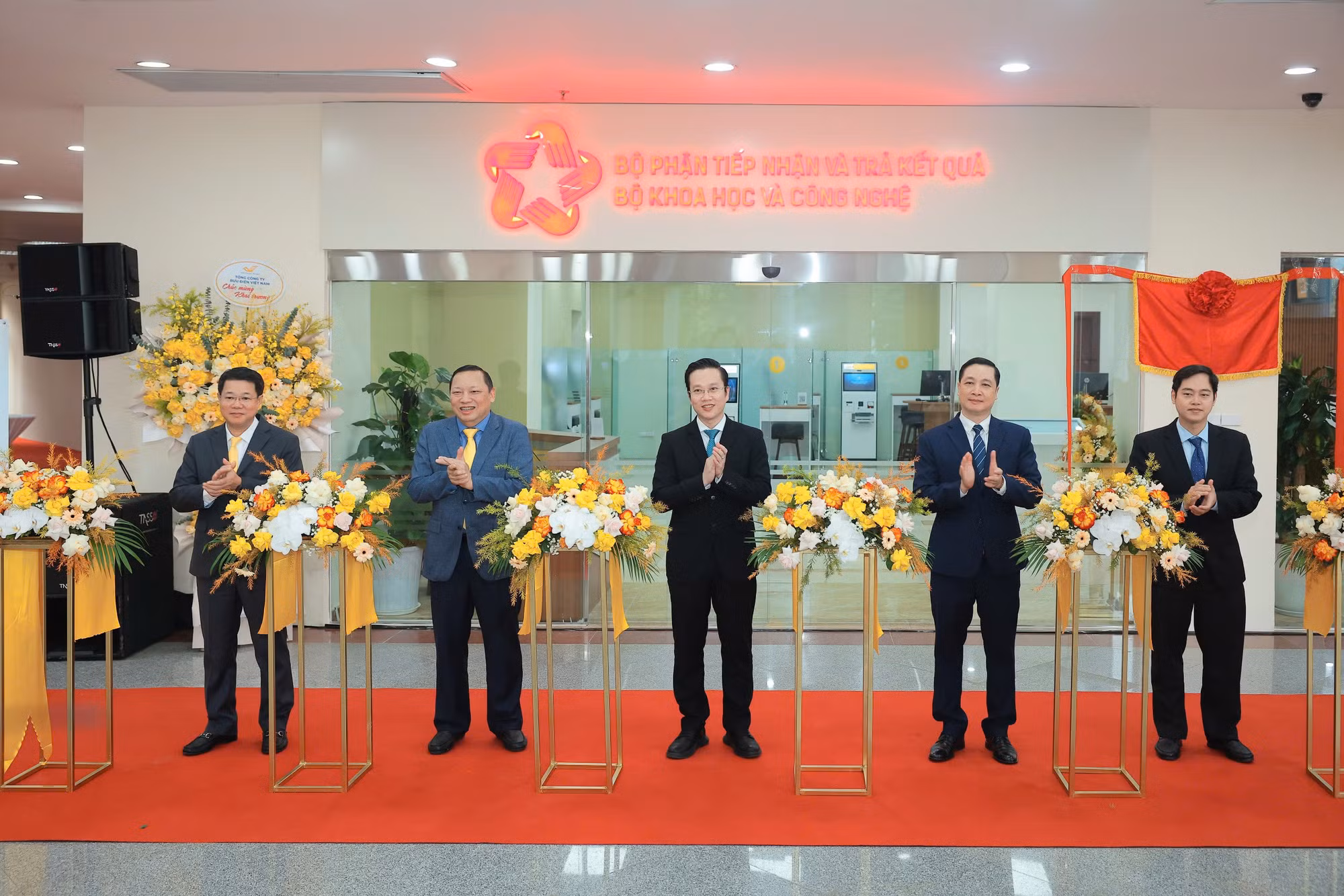 Khai trương bộ phận một cửa Bộ Khoa học và Công nghệ -0