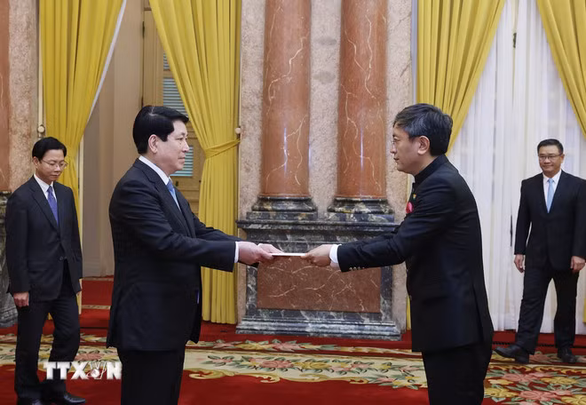 Chủ tịch nước Lương Cường tiếp Đại sứ các nước trình Thư ủy nhiệm -0