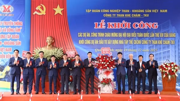 TKV khởi công 2 dự án trọng điểm chào mừng Đại hội Đảng toàn quốc lần thứ XIV
