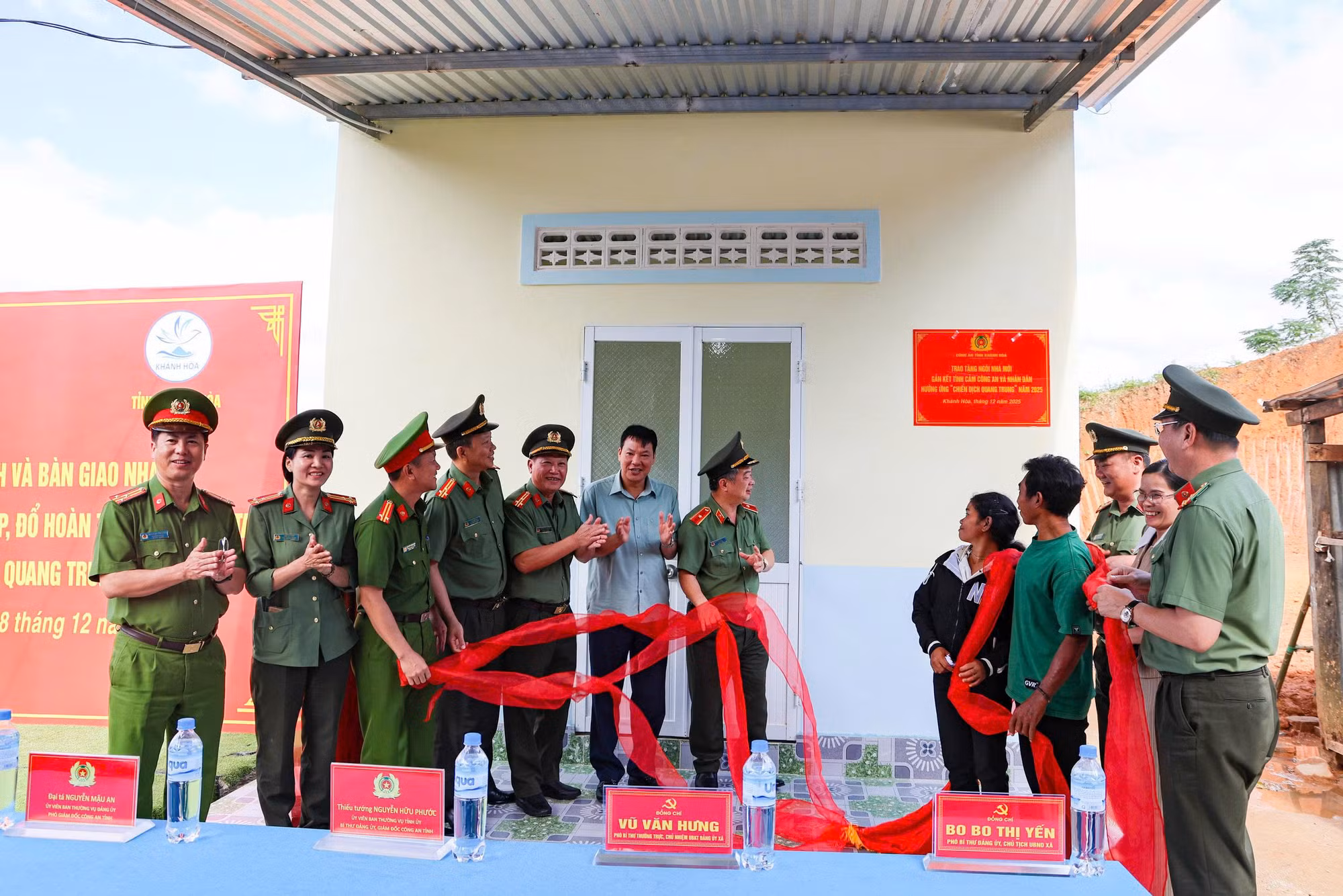 Kỳ cuối: Gần dân để phục vụ tốt nhất - Mệnh lệnh từ con tim -0