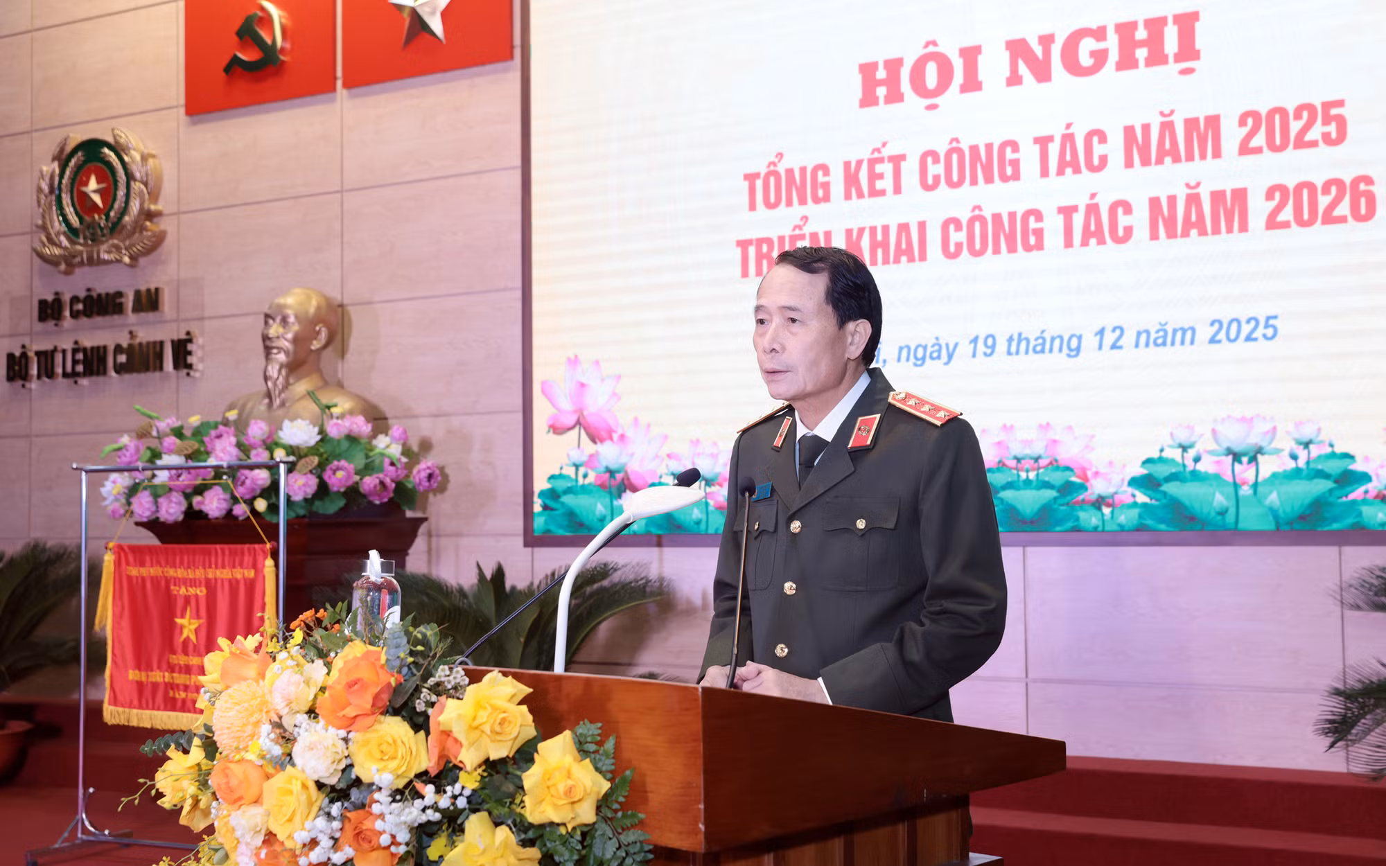 Tăng tốc hiện đại hóa lực lượng Cảnh vệ, bảo đảm thích ứng mô hình mới -0