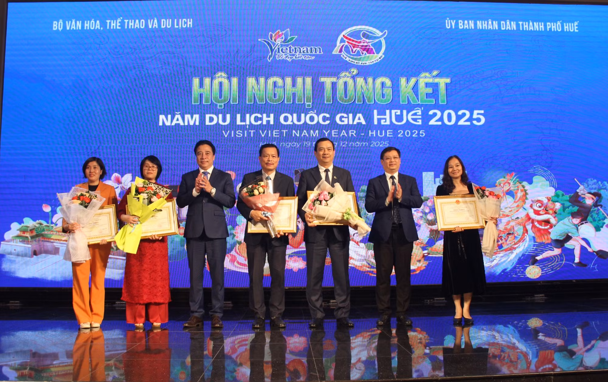 Năm Du lịch quốc gia 2025 góp phần phát triển mạnh mẽ ngành du lịch Việt Nam -0