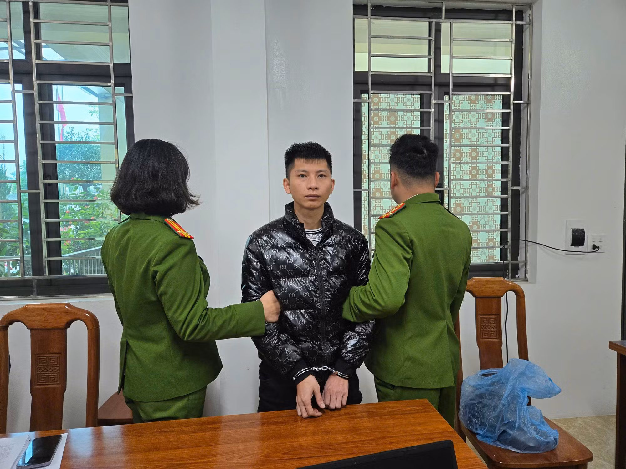 “Long tổng” bị bắt giữ khi đang trốn truy nã -0