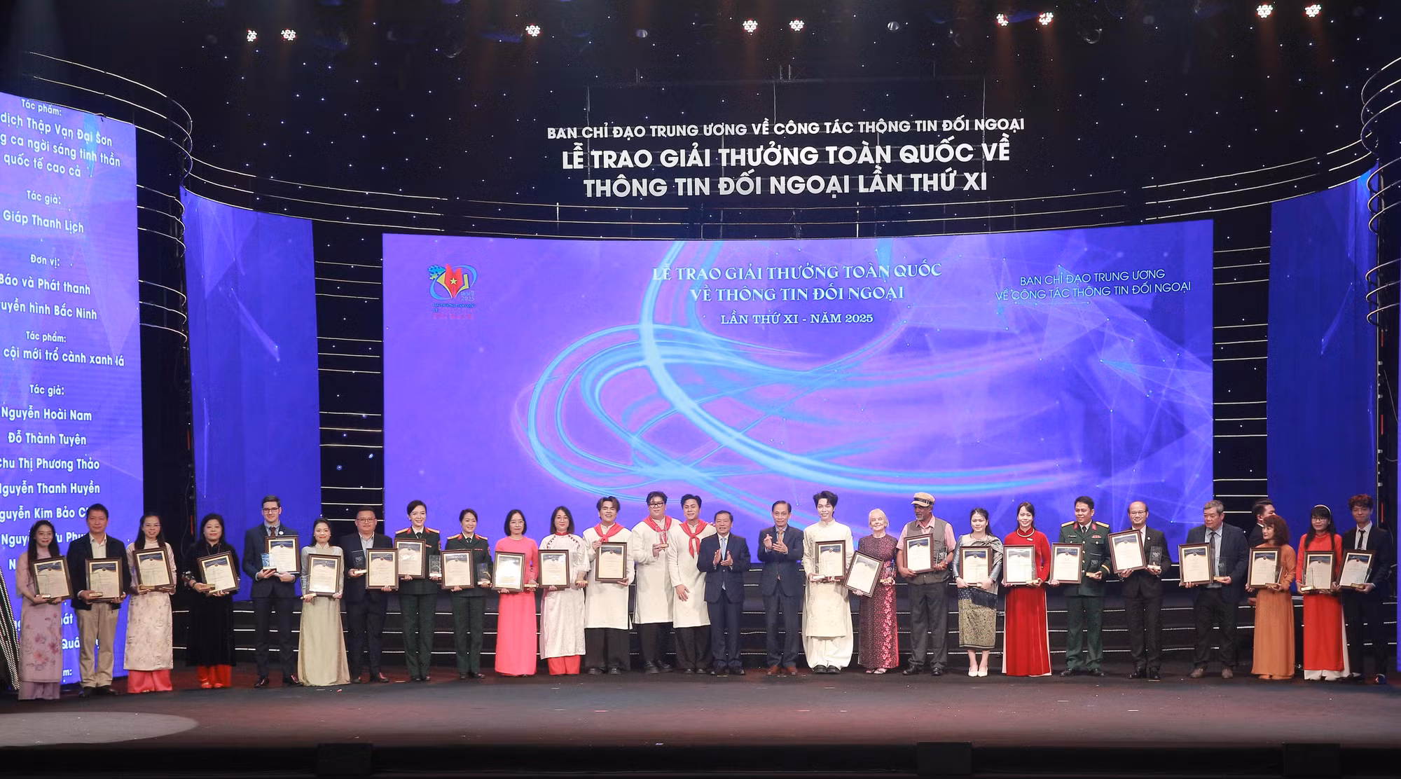 Trao Giải thưởng toàn quốc về thông tin đối ngoại lần thứ XI -0