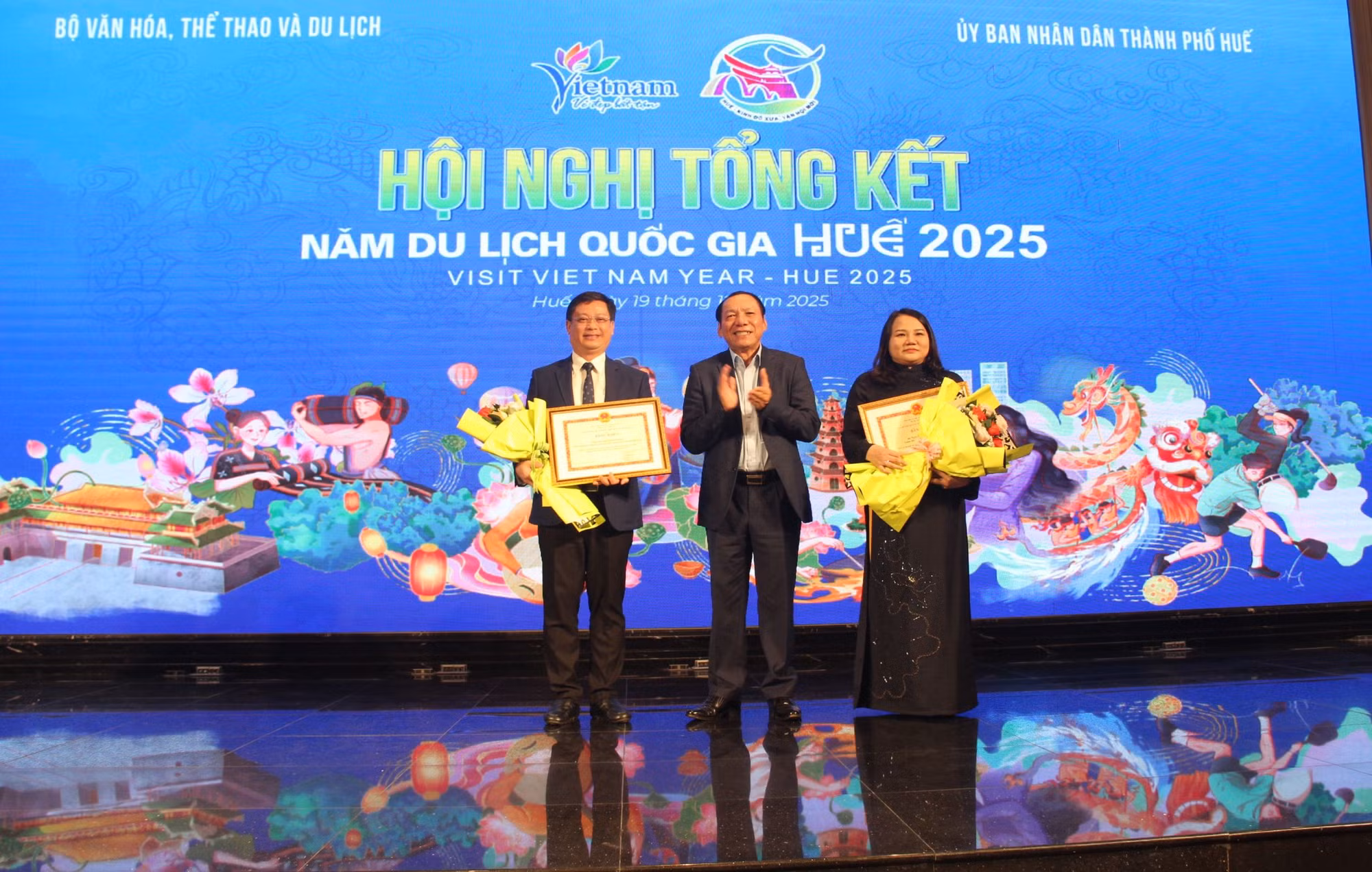 Năm Du lịch quốc gia 2025 góp phần phát triển mạnh mẽ ngành du lịch Việt Nam -0