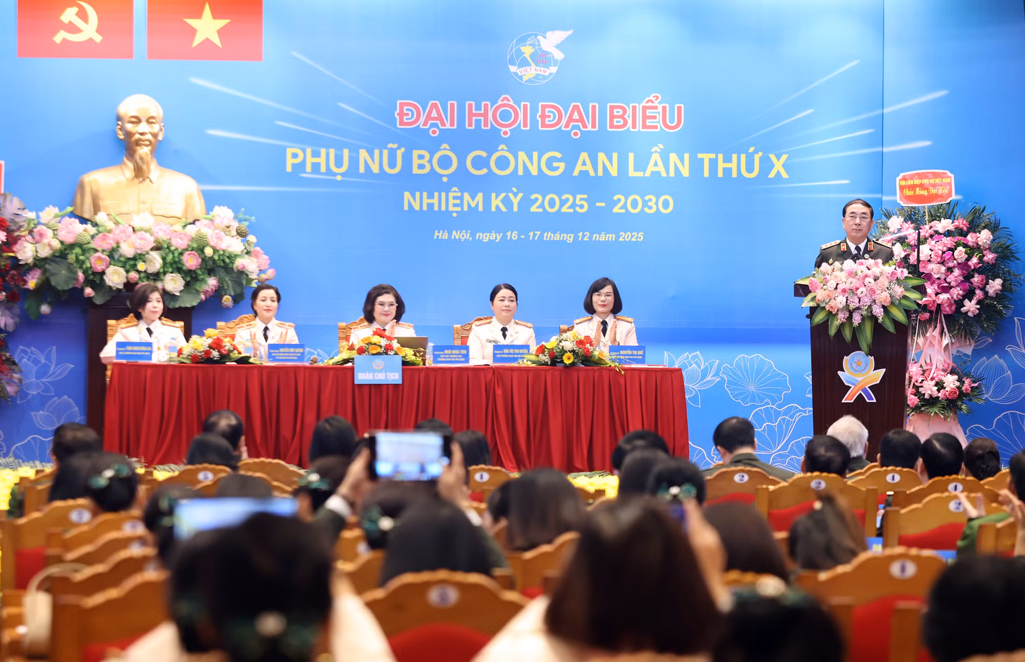 Giữ lửa hậu phương, vững vàng tuyến đầu -0
