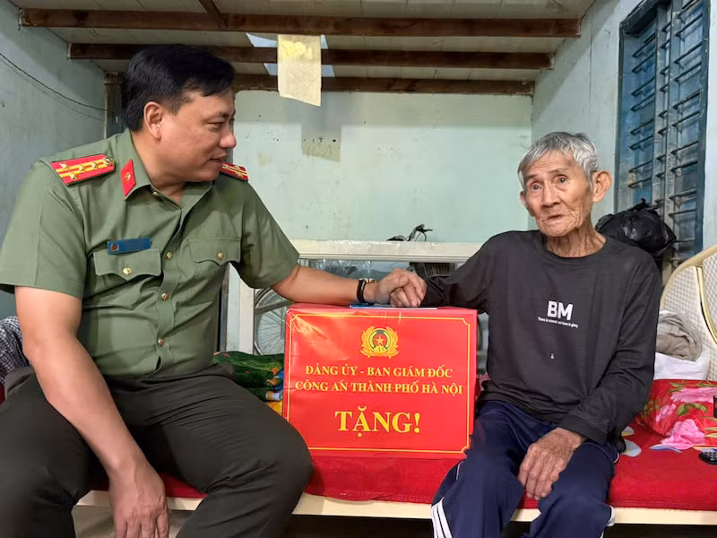 Hành trình nghĩa tình của Công an Thủ đô -0