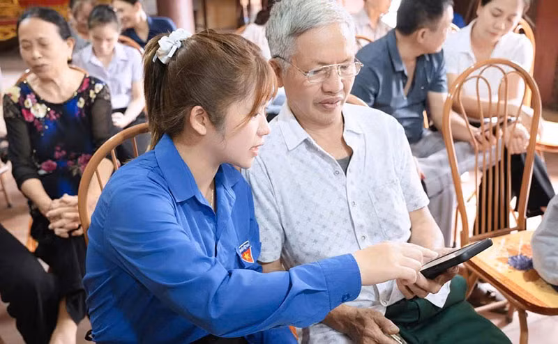 Lan tỏa, hỗ trợ người dân tiếp cận&nbsp;và sử dụng hiệu quả các nền tảng số -0