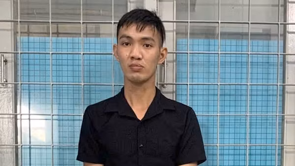 Lừa cho bé gái mượn xe máy rồi dùng vũ lực để hiếp dâm