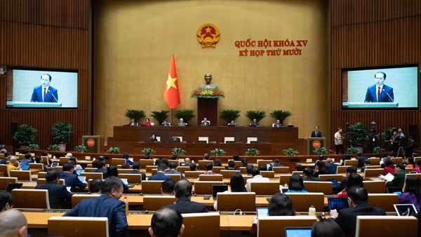 Quốc hội "chốt" tiếp tục sắp xếp tổ chức bộ máy bên trong, bảo đảm tinh, gọn, mạnh, hiệu năng, hiệu lực, hiệu quả