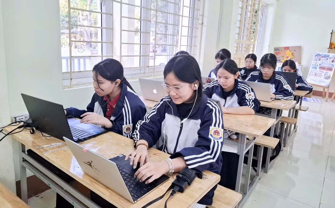 chuyển đổi số tạo bước chuyển mạnh mẽ trong giáo dục (2).jpg -0