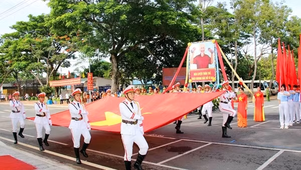 Công an TP Cần Thơ đoạt giải Nhất tại Hội thi thể thao nghiệp vụ cứu nạn cứu hộ ảnh 17