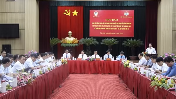 Tri thức hóa nông dân, làm giàu từ nông nghiệp và xây dựng nông thôn mới hiện đại ảnh 6
