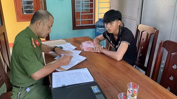 Vây bắt nhiều đối tượng mang phóng lợn đi thanh toán "đối thủ" trong đêm ảnh 3
