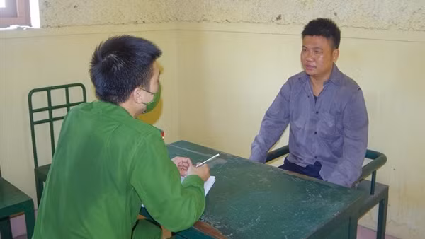 Con tâm thần sát hại bố đẻ