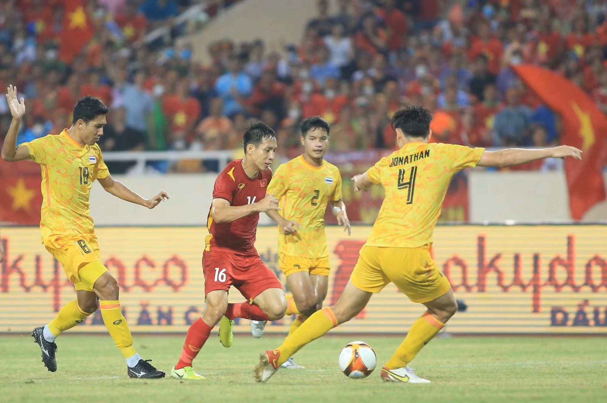 U23 Việt Nam - U23 Thái Lan: 1-0 Một chiến thắng nhìn từ hàng thủ -0