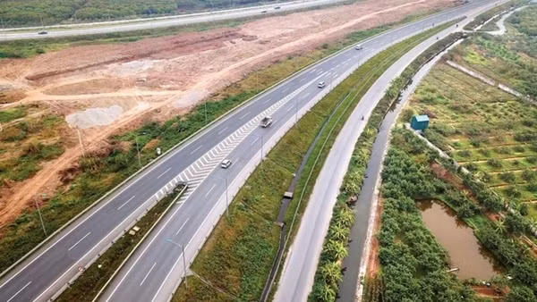 Triển khai quyết liệt các giải pháp thúc đẩy giải ngân vốn đầu tư ảnh 2