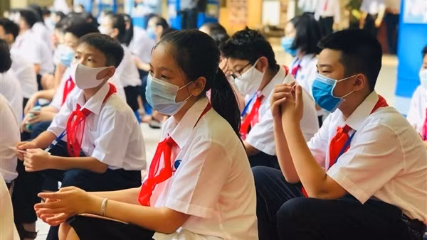Tăng cường thanh tra, kiểm tra, không để xảy ra lạm thu đầu năm học ảnh 3