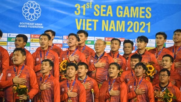 “Gom bão” sau khi U23 Việt Nam giành Huy chương vàng ảnh 7