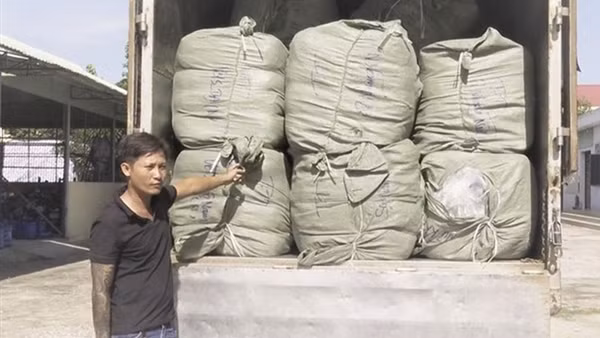 Ngăn chặn hơn 53 tấn hàng hóa nhập lậu