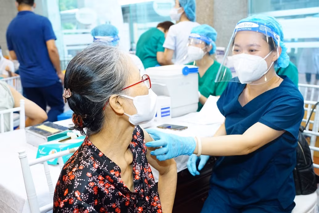 Vaccine sắp về nhiều, các tỉnh phải tăng tốc tiến độ tiêm chủng -0