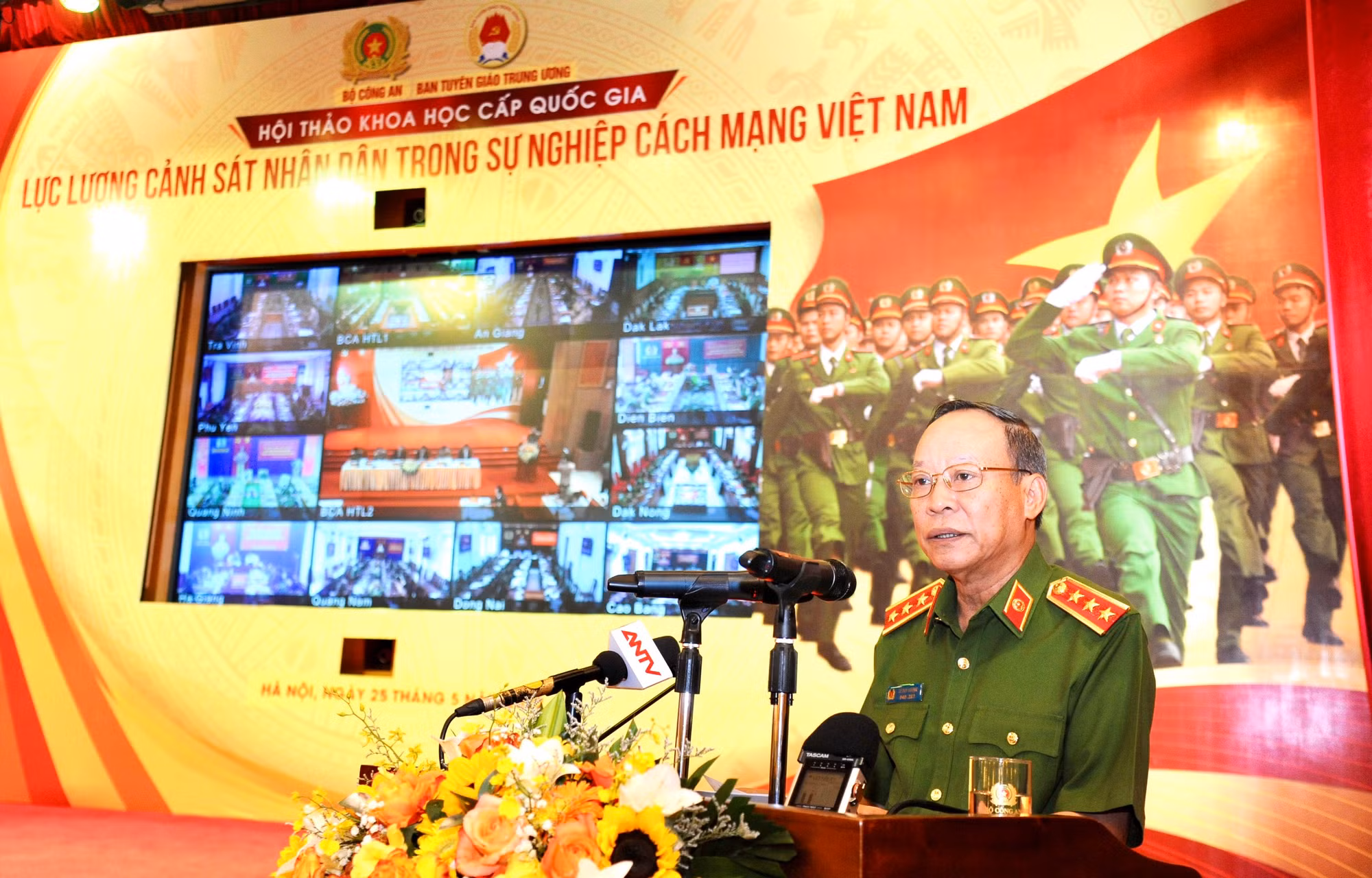 Cảm phục những chiến công, thành tích của lực lượng CSND -0
