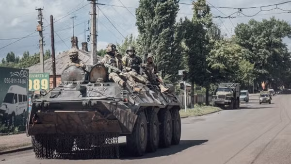 Ukraine giành quyền kiểm soát 50% điểm nóng tại Donbass ảnh 3