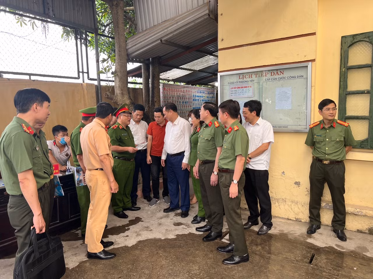 Người dân bấm được biển đẹp 