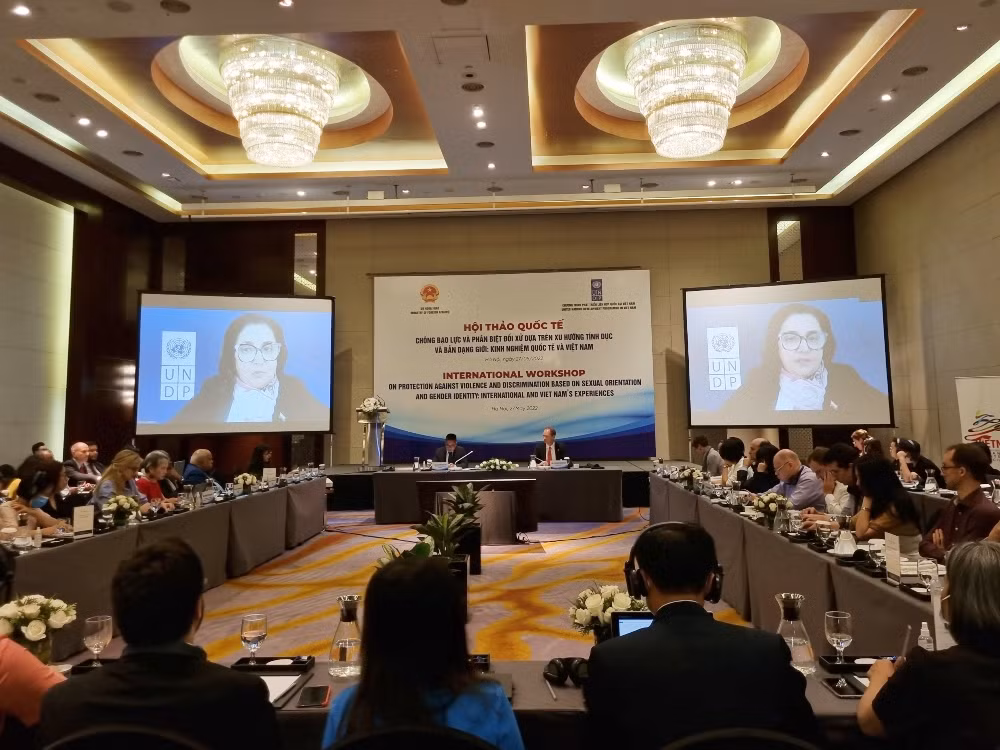 Thúc đẩy hợp tác và đối thoại vì mục tiêu tất cả các quyền con người cho tất cả mọi người -0