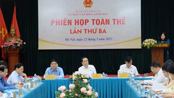 PHTT-1653216983134.jpeg