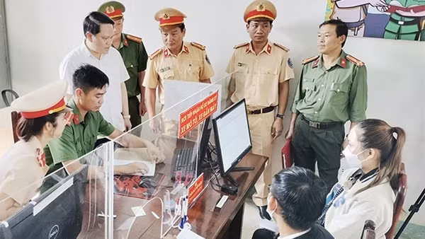 Đưa sân bay Nhân Cơ vào quy hoạch sân bay chuyên dùng quốc phòng kết hợp với dân sự ảnh 3