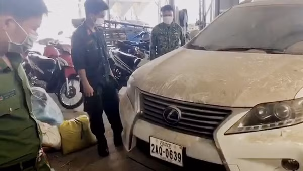 Tổng cục Hải quan nói gì về vụ siêu xe quà biếu tặng? ảnh 2