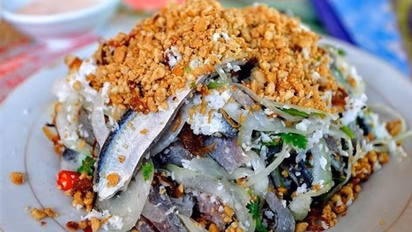 Cảnh báo ăn gỏi cá nhiễm sán lá gan