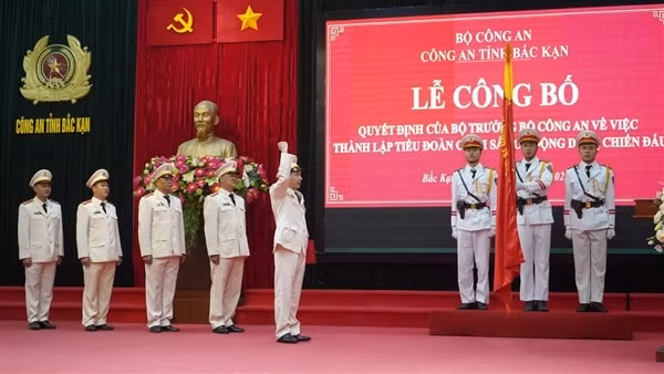 Công an tỉnh Bắc Kạn thành lập Tiểu đoàn CSCĐ dự bị chiến đấu