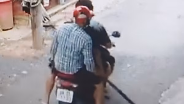Chém người khác trọng thương vì mâu thuẫn mua bán gỗ keo ảnh 2