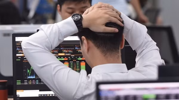 Trào lưu "lướt sóng" chứng khoán, tiền kỹ thuật số: Cú sập hầm tan nát ảnh 5