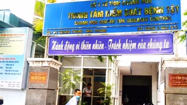 Bắt tạm giam Phó giám đốc Sở Y tế và nguyên giám đốc CDC Trà Vinh ảnh 3